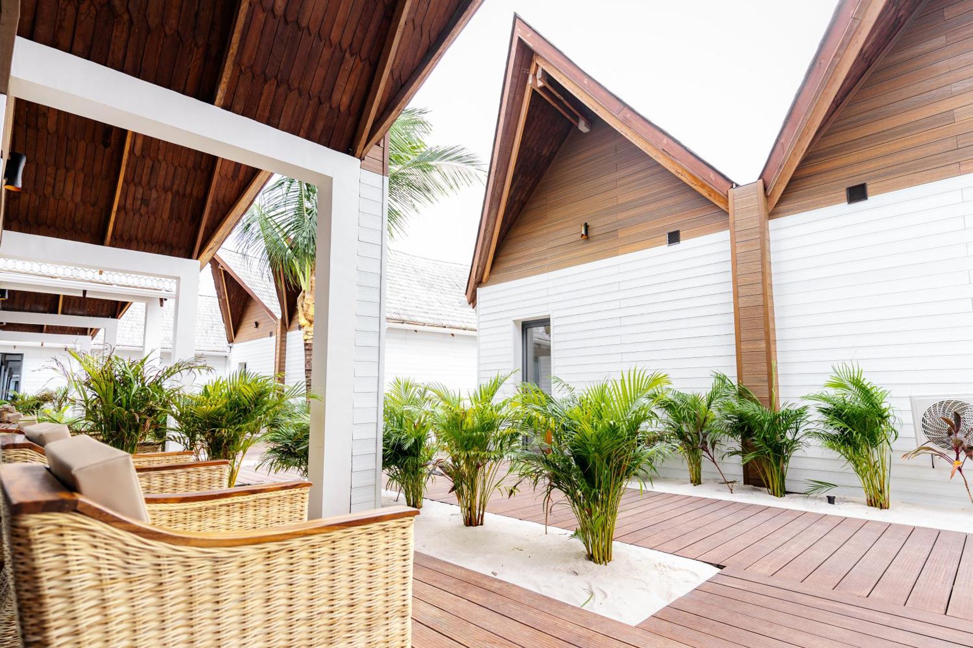 Golden Beach Resort Sok San Village Extérieur photo